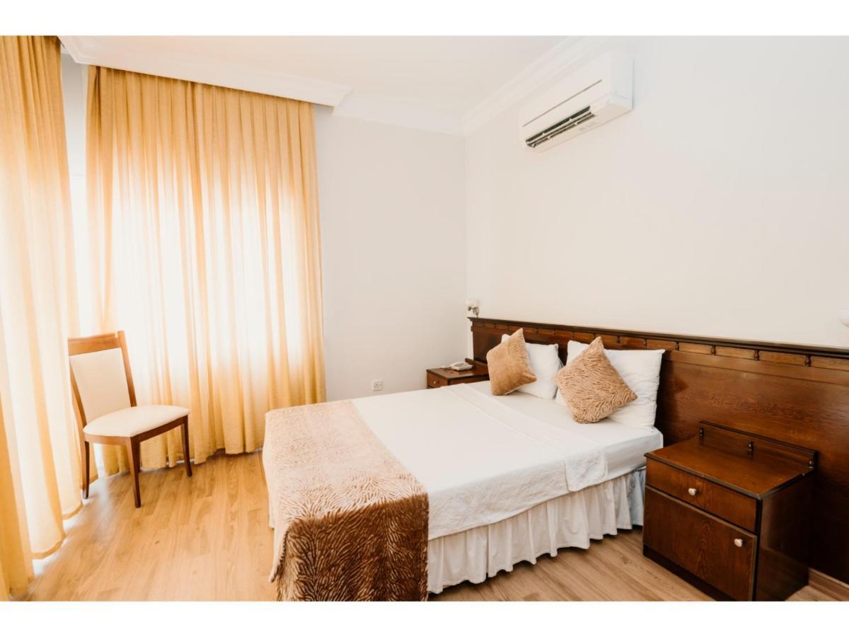 Sammy'S Hotel Кирения Экстерьер фото